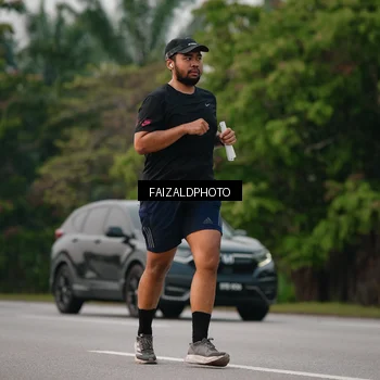 Runner Photo 7404098
