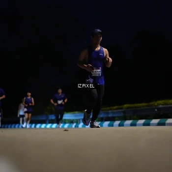 Runner Photo 7404105