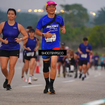 Runner Photo 7404109