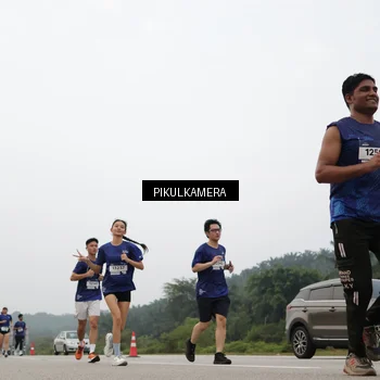 Runner Photo 7404133