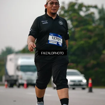 Runner Photo 7404165