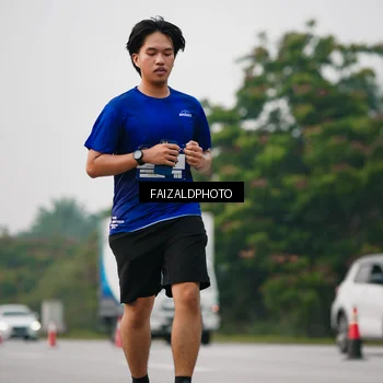 Runner Photo 7404183