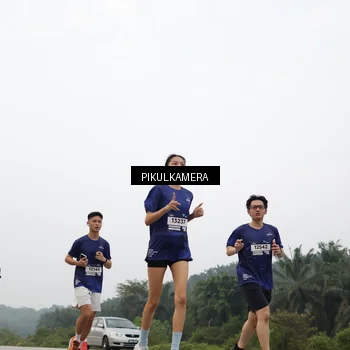 Runner Photo 7404213
