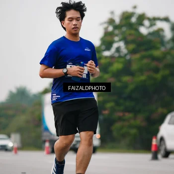 Runner Photo 7404215