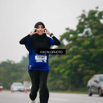 Runner Photo 7404218