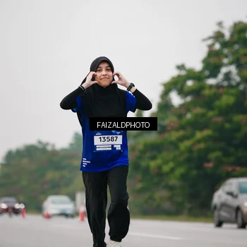 Runner Photo 7404222