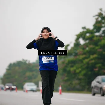 Runner Photo 7404247