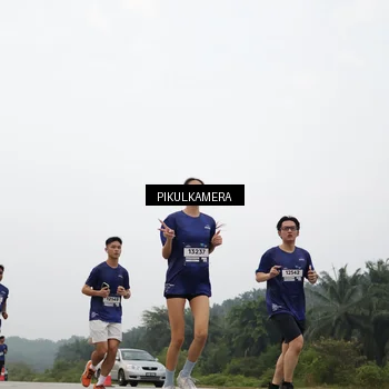 Runner Photo 7404250