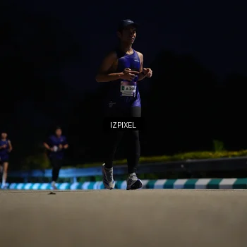 Runner Photo 7404252