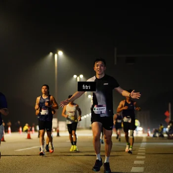 Runner Photo 7404258
