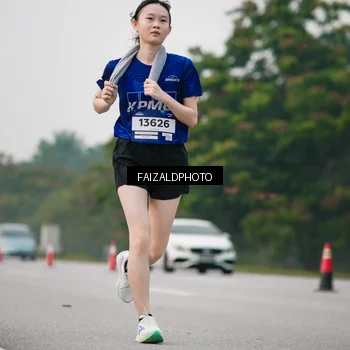 Runner Photo 7404264