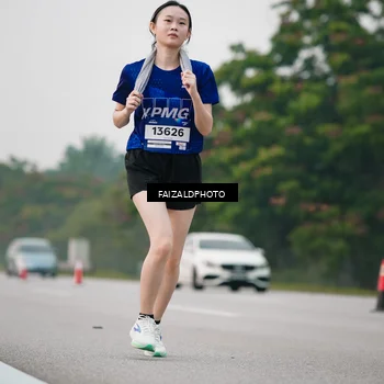 Runner Photo 7404269