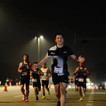 Runner Photo 7404270