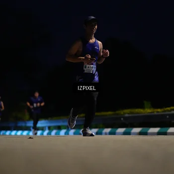 Runner Photo 7404311