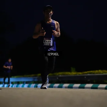 Runner Photo 7404370
