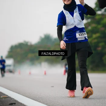 Runner Photo 7404373