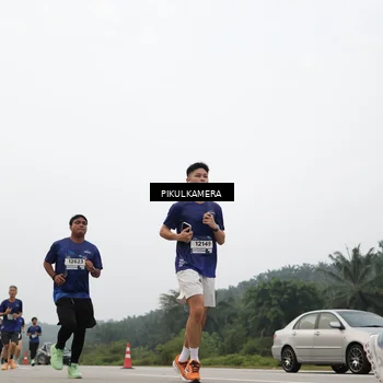 Runner Photo 7404383