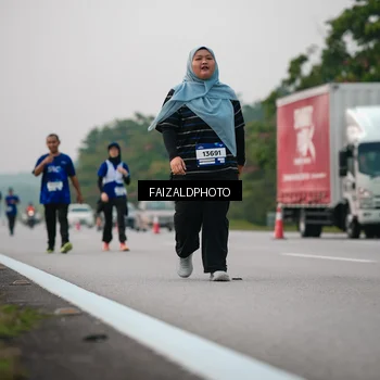 Runner Photo 7404402