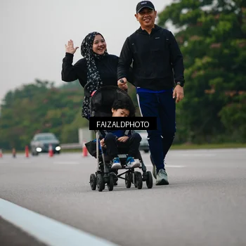 Runner Photo 7404443