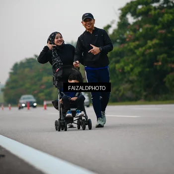 Runner Photo 7404451