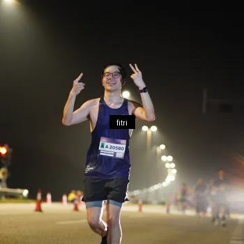 Runner Photo 7404467
