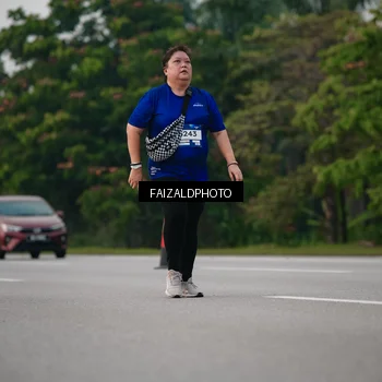 Runner Photo 7404473