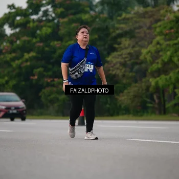 Runner Photo 7404474