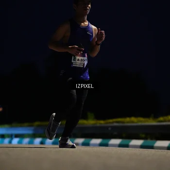 Runner Photo 7404596