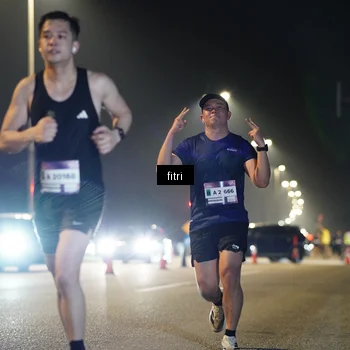 Runner Photo 7404667