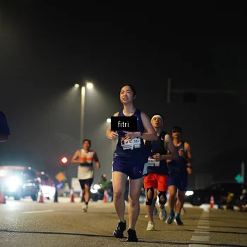Runner Photo 7404678