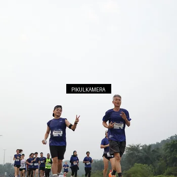 Runner Photo 7404795