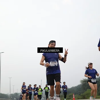 Runner Photo 7404849