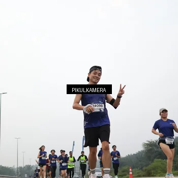 Runner Photo 7404883