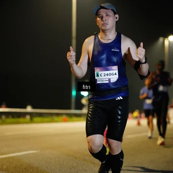 Runner Photo 7404942