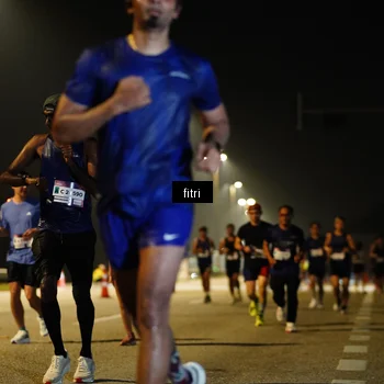 Runner Photo 7404945