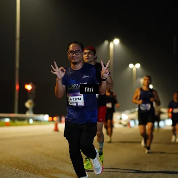 Runner Photo 7405004