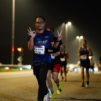 Runner Photo 7405024