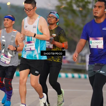 Runner Photo 7405025