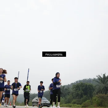 Runner Photo 7405052