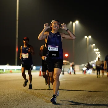 Runner Photo 7405058