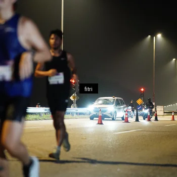 Runner Photo 7405097