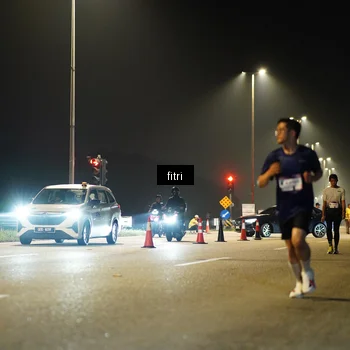 Runner Photo 7405147