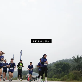 Runner Photo 7405180