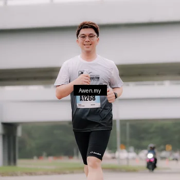 Runner Photo 7405191