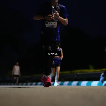 Runner Photo 7405270