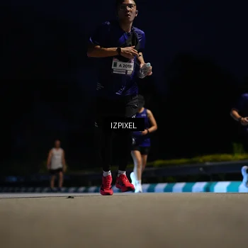 Runner Photo 7405275