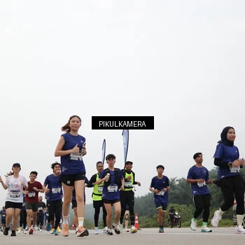 Runner Photo 7405276