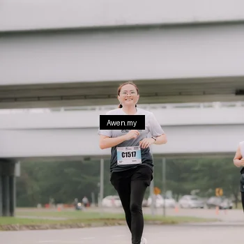 Runner Photo 7405303