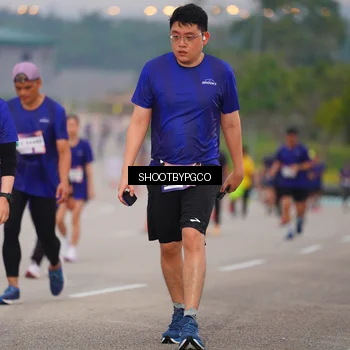 Runner Photo 7405304
