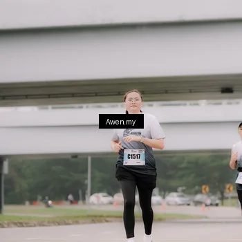 Runner Photo 7405320